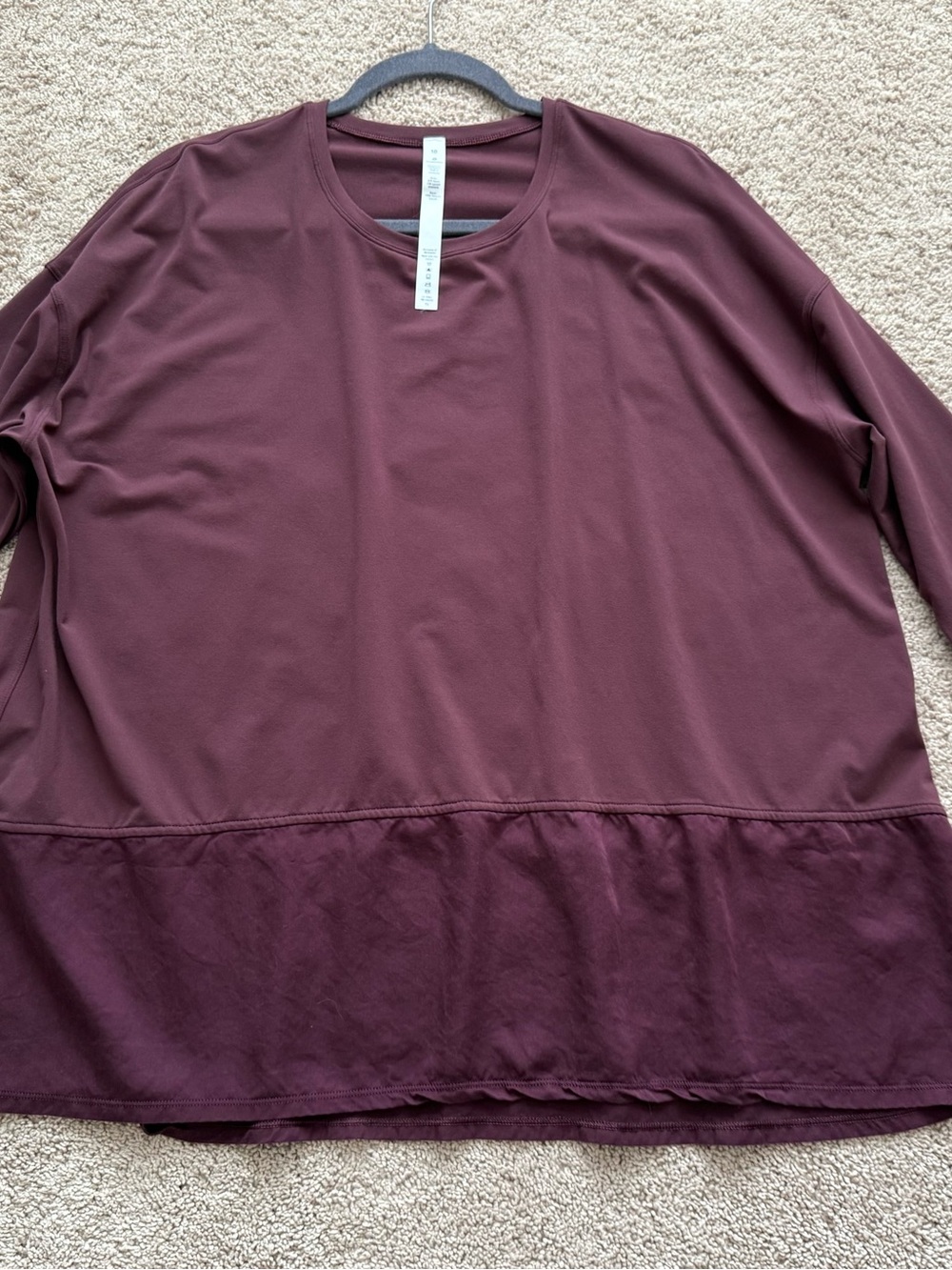 lululemon athletica Long Sleeve Crewneck Top in two tone Burgundy
